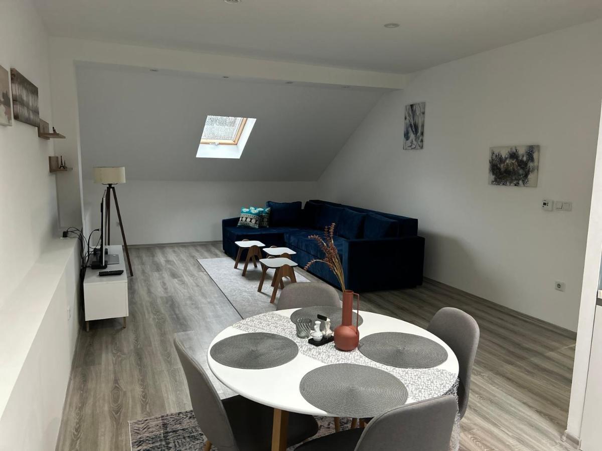 Apartman Mala Aleja Apartment Sarajevo Bagian luar foto