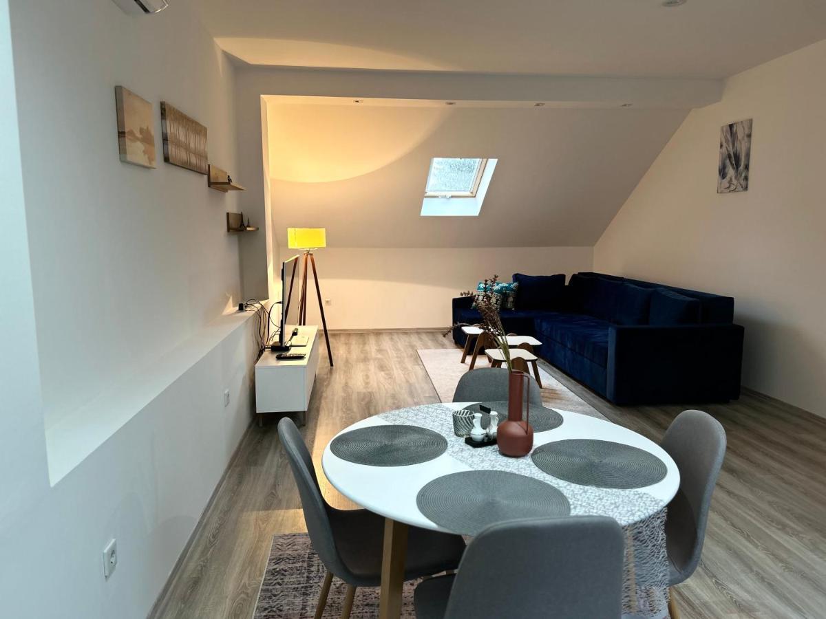 Apartman Mala Aleja Apartment Sarajevo Bagian luar foto