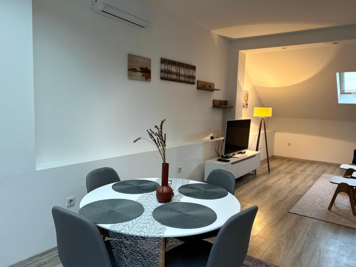 Apartman Mala Aleja Apartment Sarajevo Bagian luar foto