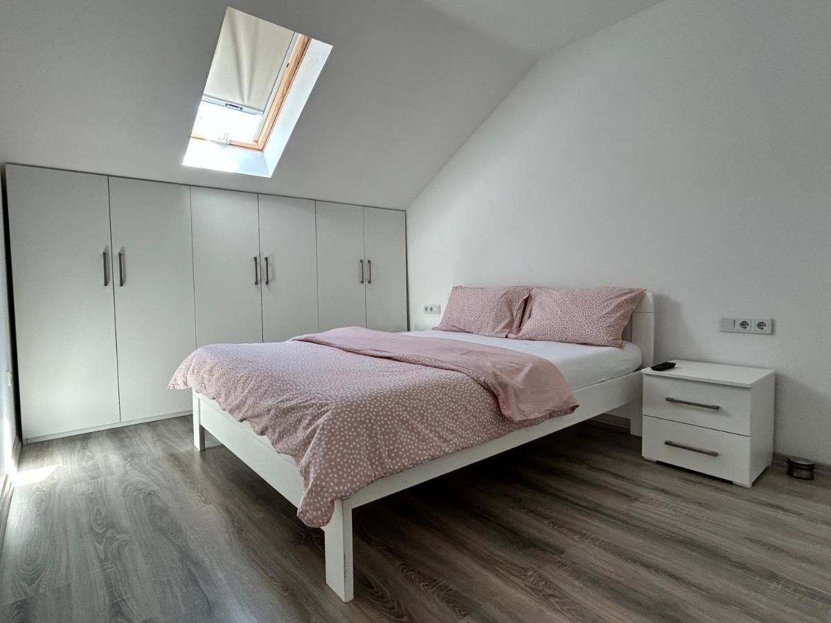 Apartman Mala Aleja Apartment Sarajevo Bagian luar foto